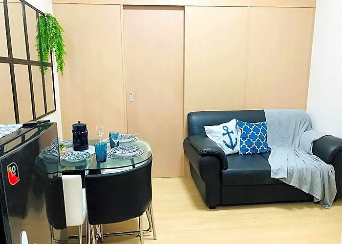 Santorini Inspired 1bedroom Unit At Trees Residences